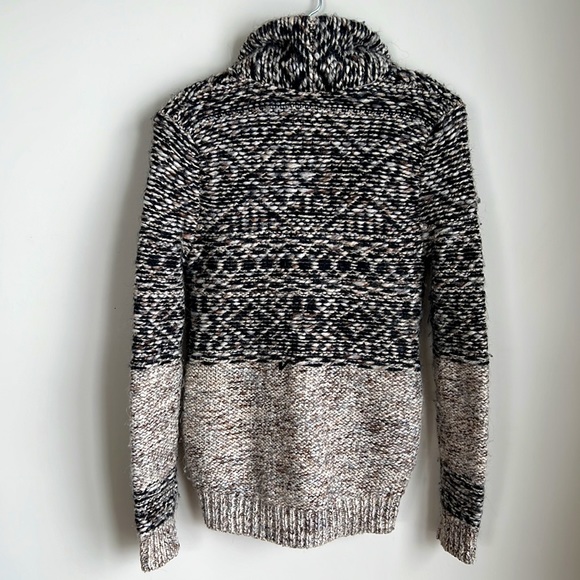 Wilfred Free Aritzia Wool Button-up Sweater - Picture 2 of 5